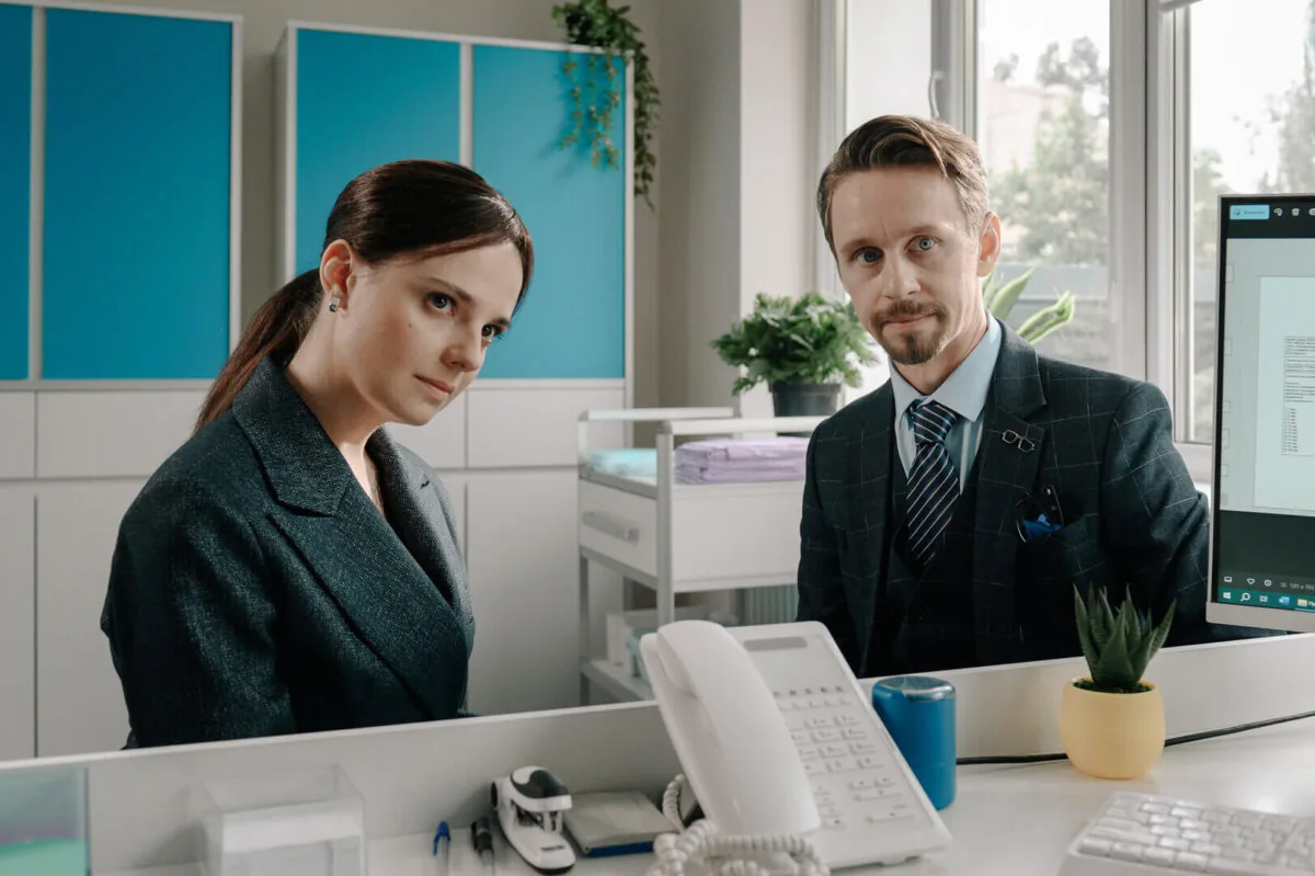 Момент из трейлера сериала Универ. 15 лет спустя